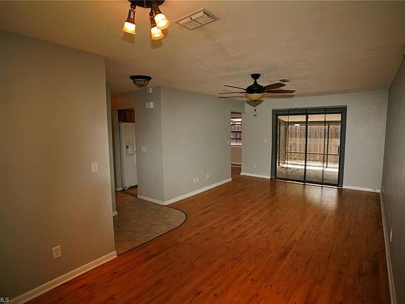 3rd image of 13147 Inglenook Ct