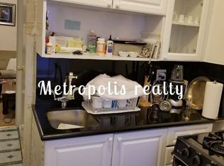 3707 30th Ave APT 4, Astoria, NY 11103