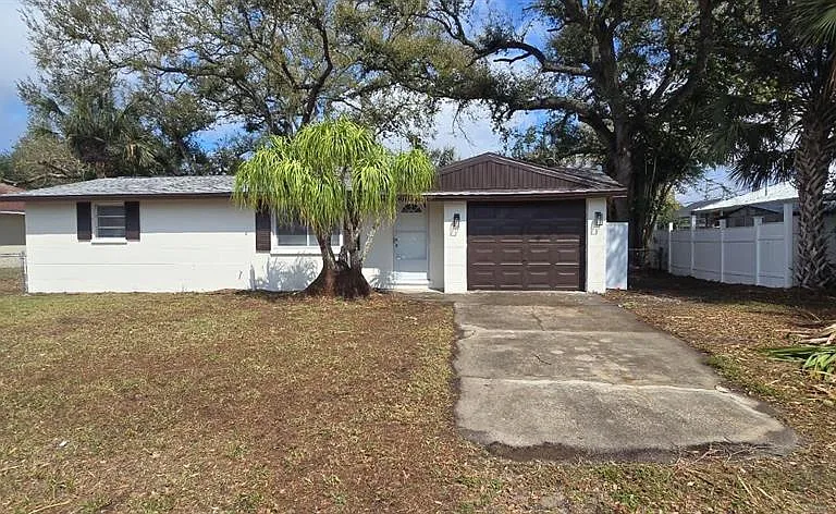 36 Tulane Rd — Photo 1