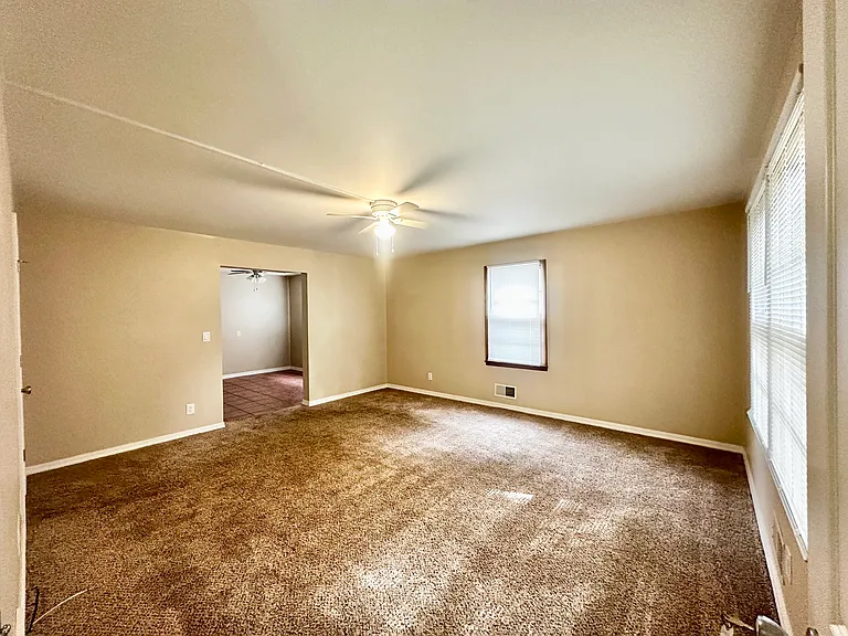 1736 S Park Ave #1 — Photo 2