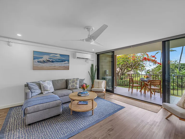 Lower Honoapiilani Rd — Photo 15