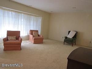 3rd image of 102 Dorothy Ln