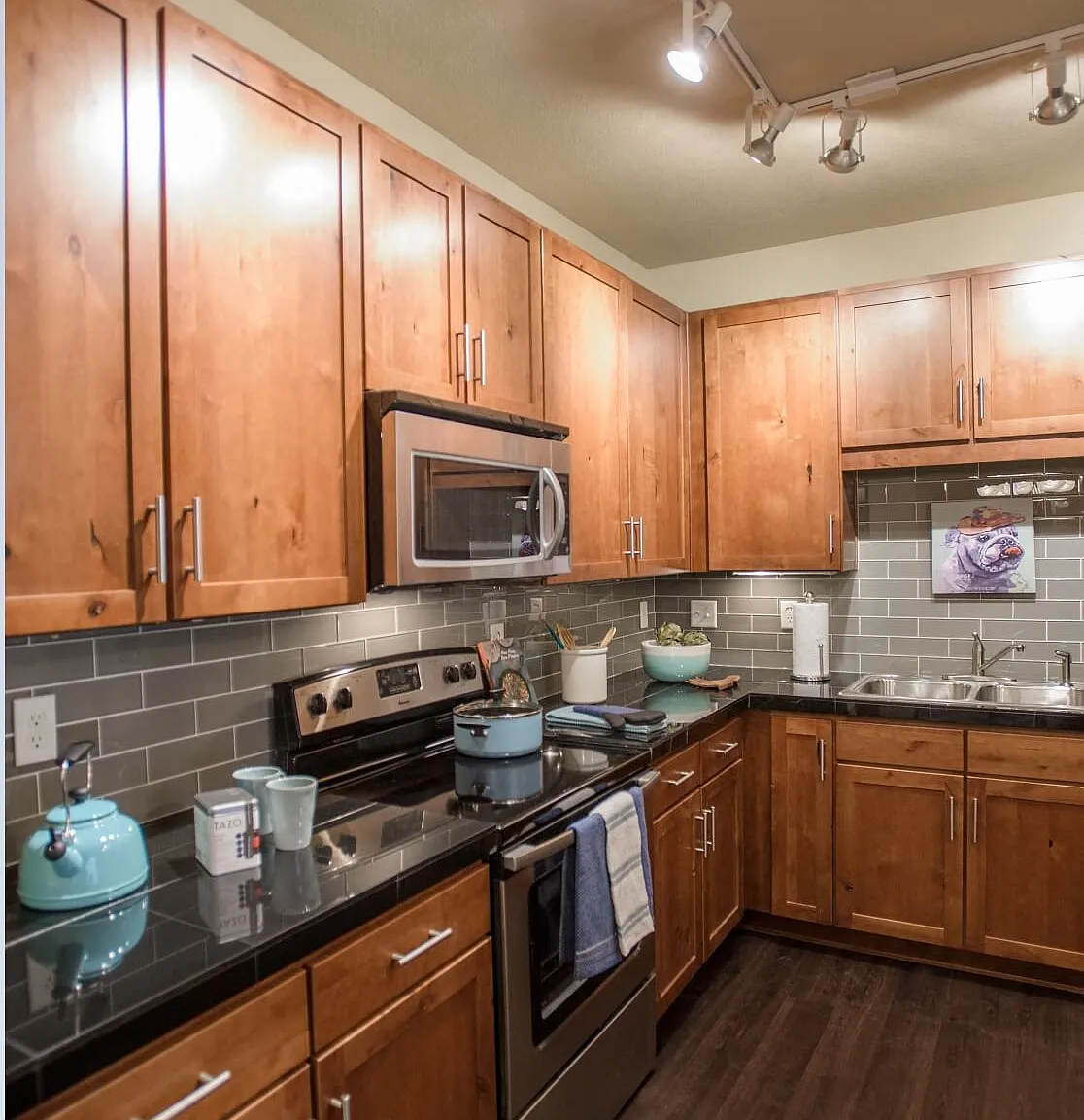 Woodline Place — Photo 2