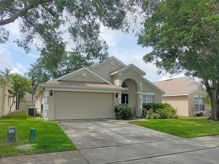 2741 Bellewater Pl — Photo 2