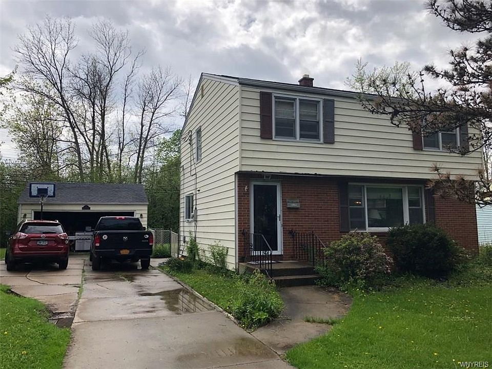 1st image of 77 Millbrook Dr