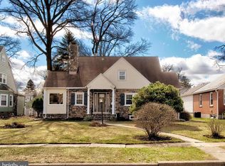 118 Elm Dr, Lansdale, PA 19446