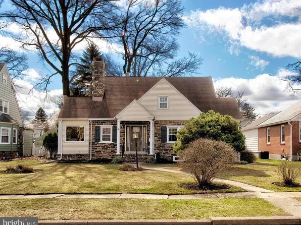 118 Elm Dr, Lansdale, PA 19446