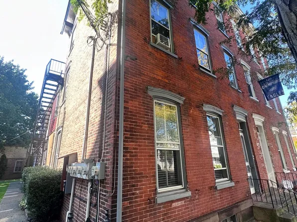 106 King St, Pottstown, PA 19464