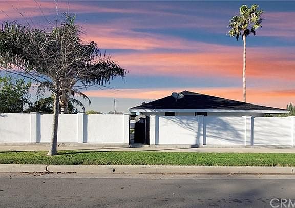 4th image of 4138 N Santa Anita St