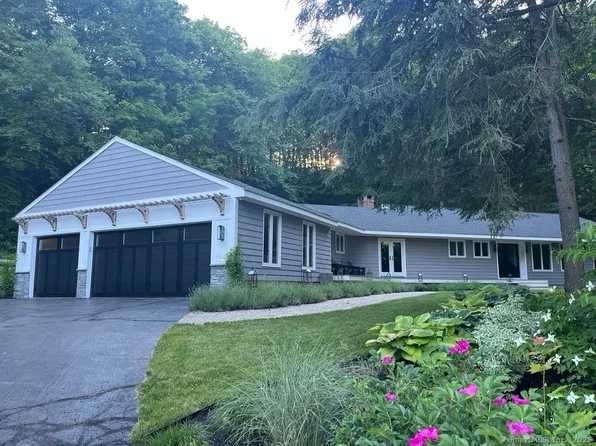 52 Woodmont Road, Avon, CT 06001
