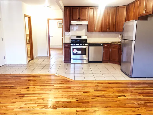 Rented by NY Space Finders Inc. | media 18