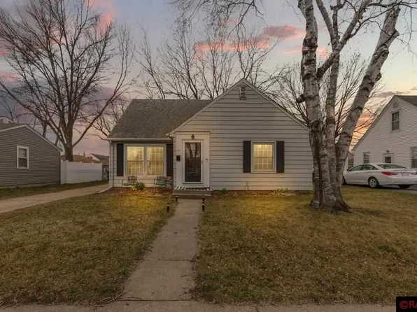 829 Range St, North Mankato, MN 56003