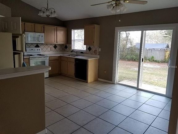 4th image of 2384 S Tipton Dr