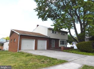 2211 Canora Dr, Wilmington, DE 19808