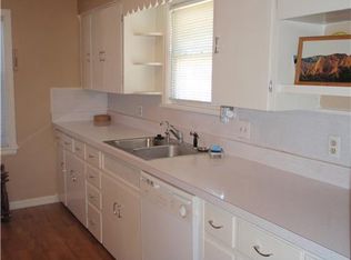 415 E Oakside St, South Bend, IN 46614