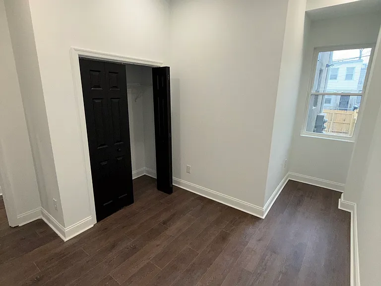 2028 Druid Hill Ave — Photo 20