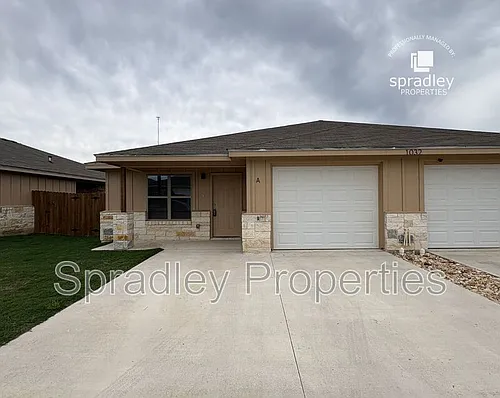 1032A Mason Dr Photo 1