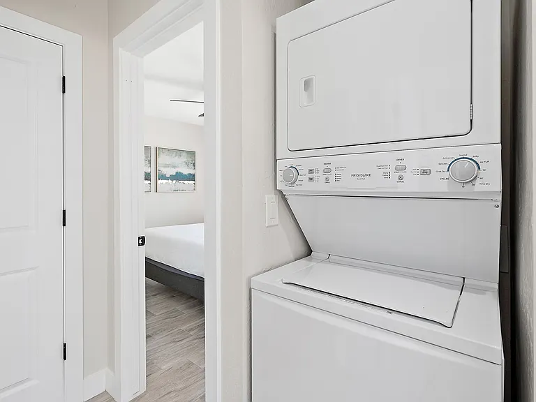 1811 E Raymond St #B — Photo 20