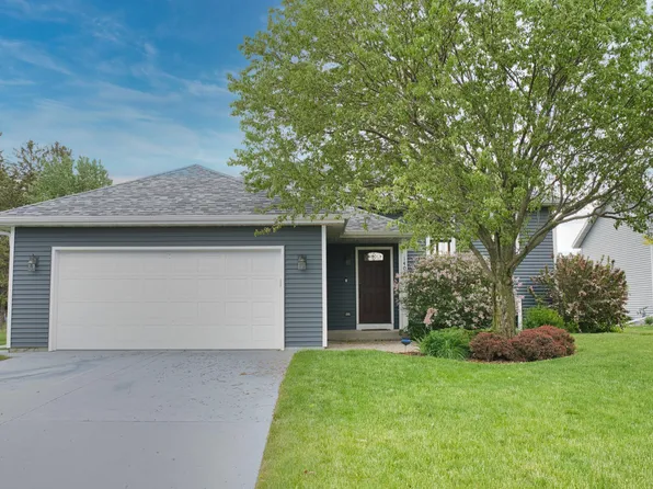 1402 2nd Avenue Cir NE, Kasson, MN 55944