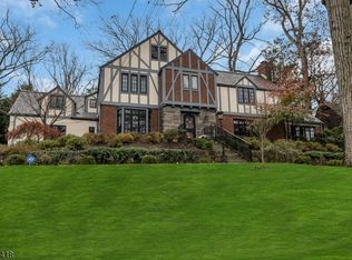 54 Druid Hill Rd, Summit, NJ 07901