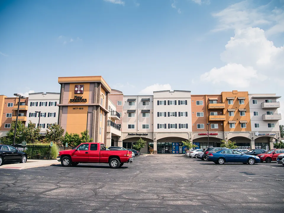 1495 S Hawkins Ave #211AKRONOH