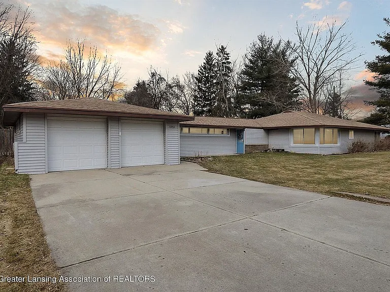 5953 Okemos Rd — Photo 1