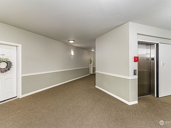 4th image of 15000 Juanita Drive NE #307