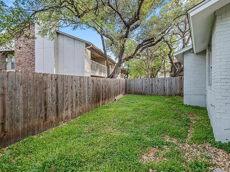 4413 Whispering Valley Dr #D — Photo 16