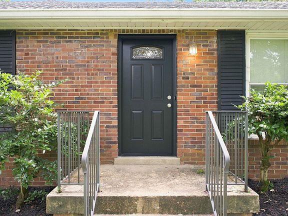 3rd image of 313 Timberdale Ct