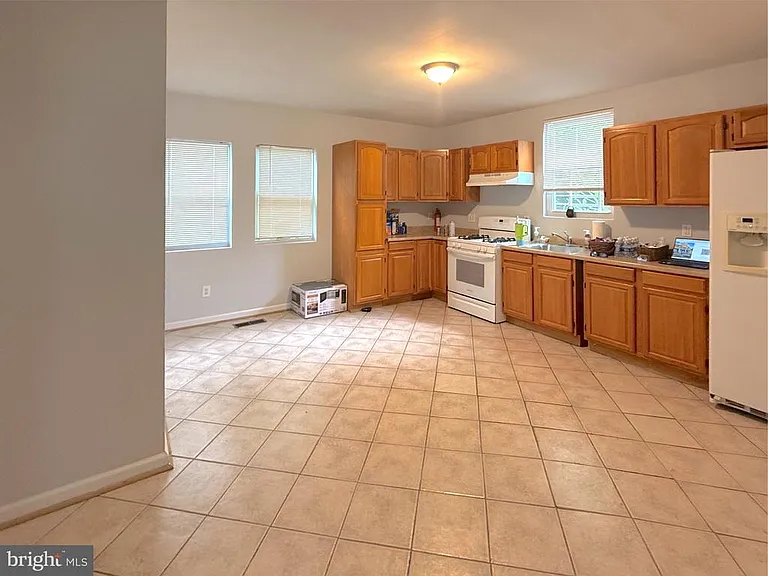 304 S Collins Ave #1 — Photo 5