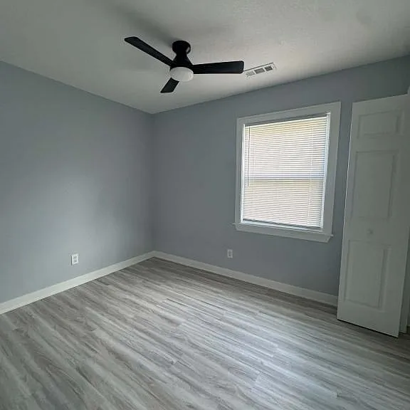 2813 S 48th St — Photo 21