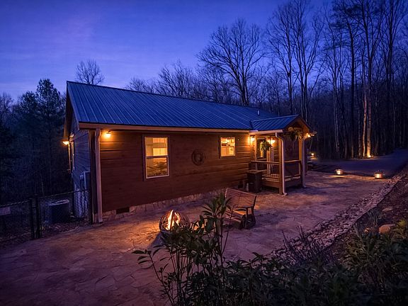 3rd image of 1220 Burger Rd