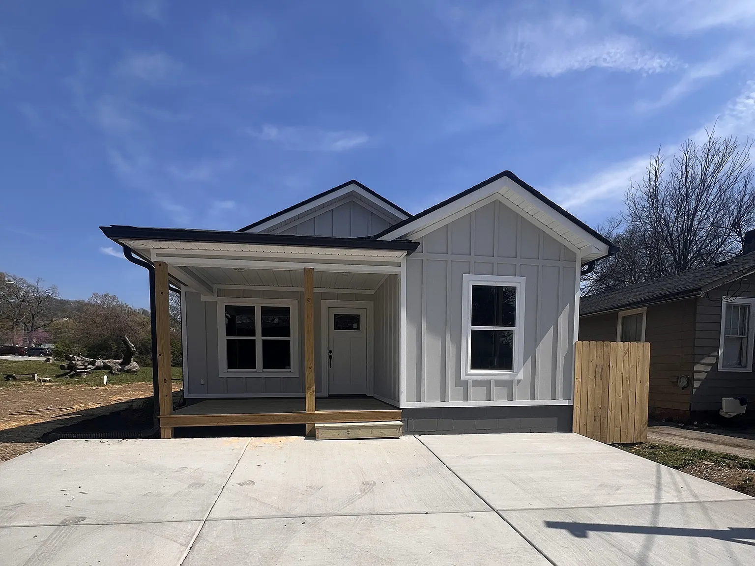 610 Dodson Avenue - 1 — Photo 1