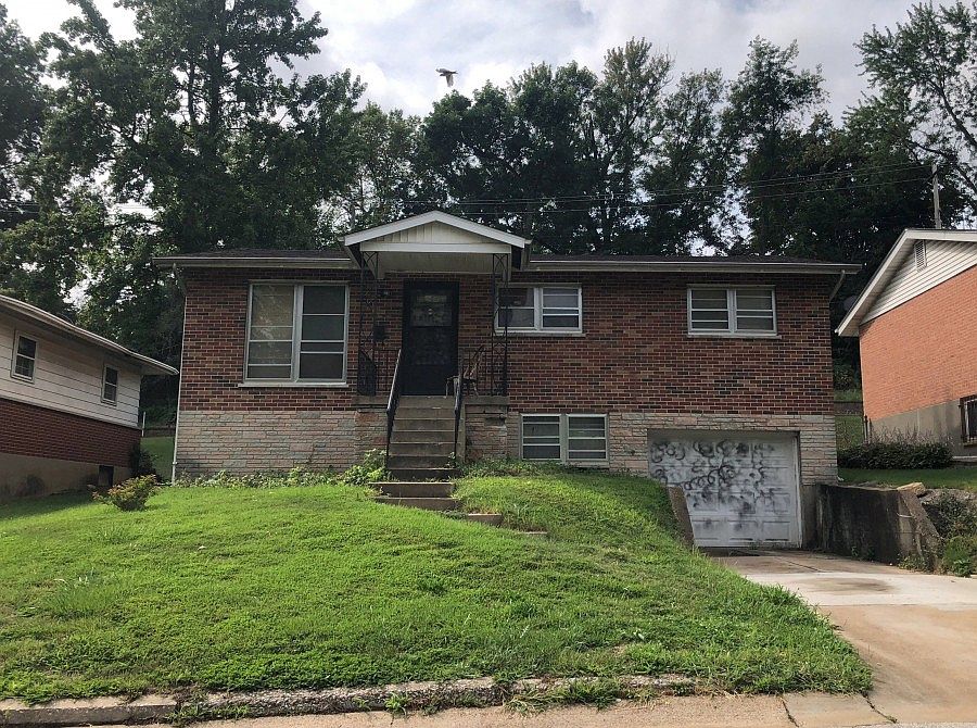 1st image of 8436 Evans Ave