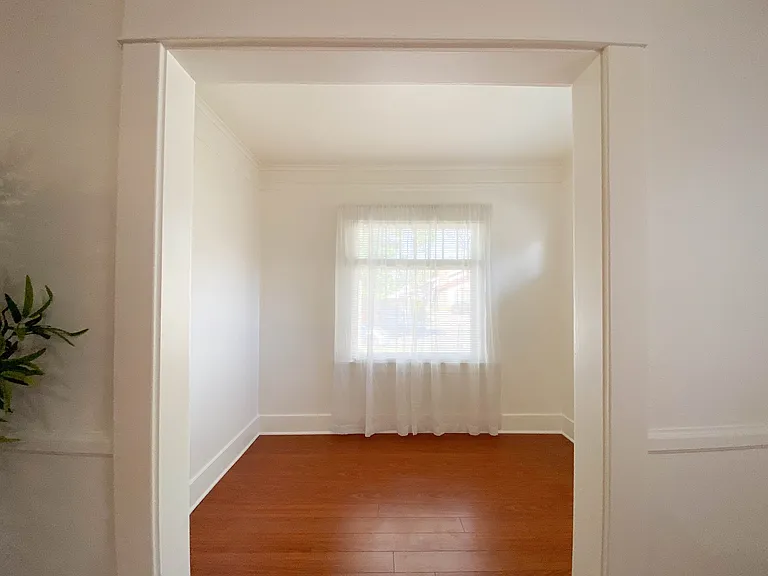 709 N Electric Ave — Photo 4