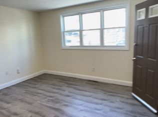 100 Smith St #1, Fall River, MA 02721