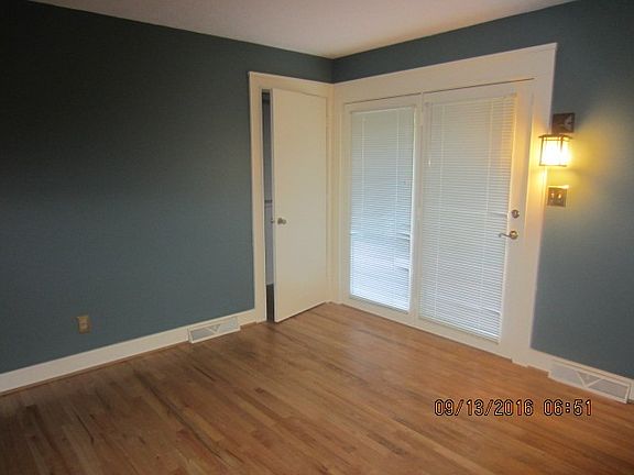 5th image of 216 Tammie Ln