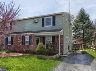 142 Lefever Rd, Mount Joy, PA 17552