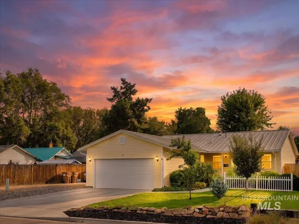 314 Wilson Ave, Emmett, ID 83617