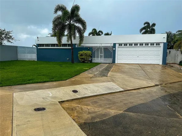 A13 Calle Manzanillo, Canovanas, PR 00729