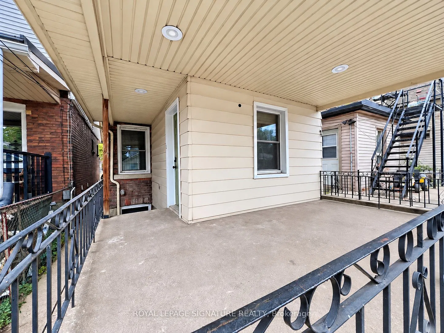 1 bed, $1,400 — Photo 2