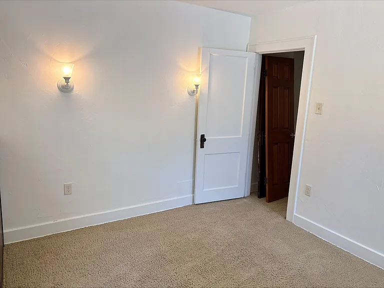 701 N Chestnut Ave #LOWER — Photo 7