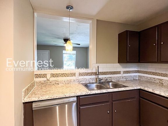 4th image of 2542 Highland Trace Dr