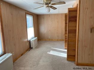909 Oakwood Ave, Schenectady, NY 12303