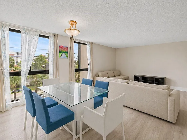 9800 W Bay Harbor Dr #406 — Photo 7