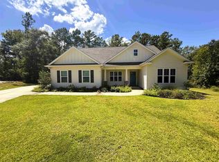 82 Marigold Dr, Crawfordville, FL 32327
