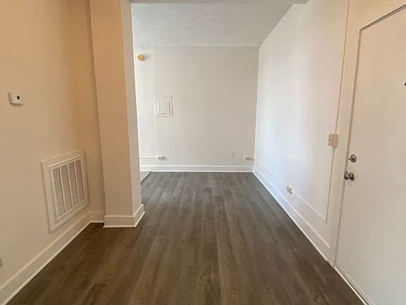 5th image of 200 W Public Sq Unit 302