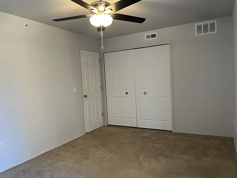 Dover Hills Apartments — Photo 52