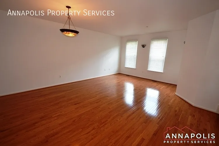 1016 Meandering Way — Photo 10