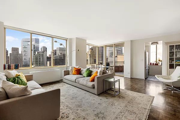 1st image of 236 E 47th St APT 37F